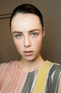 edie_bottega_veneta_aw14_fashionising_5.thumb.jpg.dd598908665fd5a12b99ad80b5096998.jpg