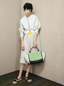 edie_british_vogue_jan14_imgbox_reccalee_7.thumb.jpeg.256e63f2c7d34431c55c37c1217b3cac.jpeg