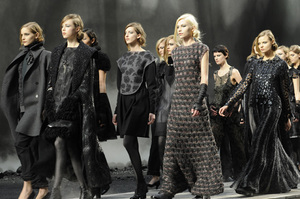 edie_chanel_aw11_chanel-news_chanel.thumb.jpg.6fc70a0b982705f738fb510ad9ee11c0.jpg