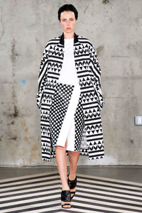 edie_edun_ss14_nymag.thumb.jpg.5377a0803be748d1b87d0150c47fb86f.jpg