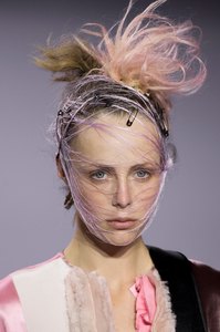 edie_haider_ackermann_ss16_fashionising_2.thumb.jpg.7746787ba641894718b7d853e2774508.jpg