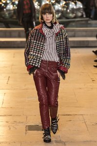 edie_isabel_marant_aw16_fashionising_1.thumb.jpg.d7beb19487a203b86e3cc42dcfeb40e8.jpg