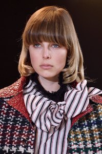 edie_isabel_marant_aw16_fashionising_3.thumb.jpg.11681ffcbe60cc160d9e2f02049c8599.jpg