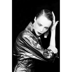 edie_kenzo_ss17_matteocarcelli.thumb.jpg.1046df1ef70fe24cec5d3313114b7b22.jpg