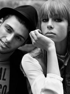 edie_pepe_jeans_ss12_alasdair-mclellan_12.thumb.png.e0397ff7f237780cbaa07a19ba6ad6b6.png