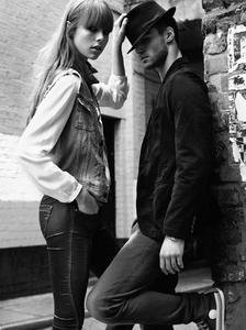 edie_pepe_jeans_ss12_alasdair-mclellan_14.thumb.png.9eb2b3fd4a8faea09e59de93f8b63690.png