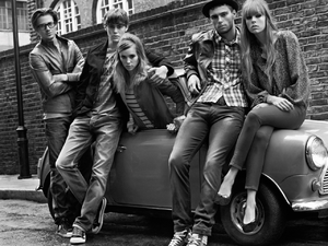 edie_pepe_jeans_ss12_alasdair-mclellan_17.thumb.png.c7e4e4a7e106a9c4ee784e5989fd3fc3.png