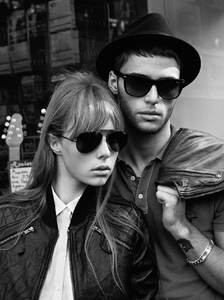 edie_pepe_jeans_ss12_alasdair-mclellan_3.thumb.jpg.275a9ec4499cc7ace1d51f97b3dcbba9.jpg
