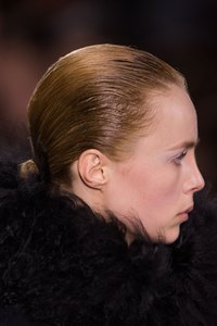 edie_sacai_aw15_fashionising_2.thumb.jpg.c3462fb76beaa7f438128b9006795067.jpg