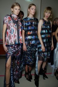 edie_sacai_ss16_fashionising_4.thumb.jpg.5133c297de0c61cf65ef9d183c0b4638.jpg