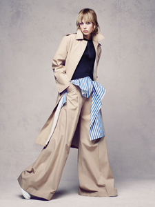 edie_vogue_china_dec15_imagebam_photocouture-show_11.thumb.jpg.ffe61b371b58581106139259fe74b68a.jpg