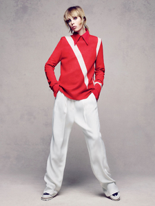 edie_vogue_china_dec15_imagebam_photocouture-show_2.thumb.jpg.5d39b7803bc646b964157f3c57367da5.jpg