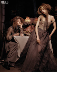 edie_vogue_germany_may15_imgbox_tfs_5.thumb.jpeg.54144e4840068dde8871694876cf822a.jpeg