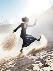 edie_vogue_mar14_imgbox_vogue_7.thumb.jpeg.a63f066334b6049cbf8b8e863ce85e6f.jpeg