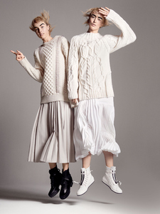 edie_vogue_oct15_imgbox_2.thumb.jpg.4c7abef1b08074b71f73ad3cd2b409b3.jpg