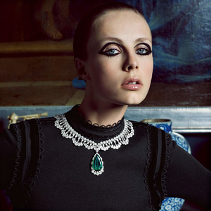 edie_vogue_paris_nov15_imagebam_photocouture-show_1.thumb.jpg.83e7f218ad15fa404836fc581a73e387.jpg