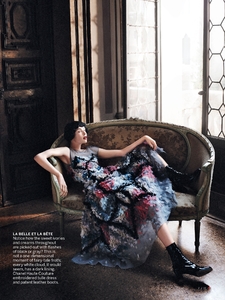 edie_vogue_sep13_imgbox_vogue_7.thumb.jpeg.58c1460e655962130f9ef7e400a0ec14.jpeg