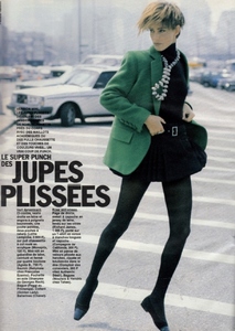 elle_fr_17_sept_1990_2.thumb.jpg.91dacc3c85536779abff9523718b22fd.jpg