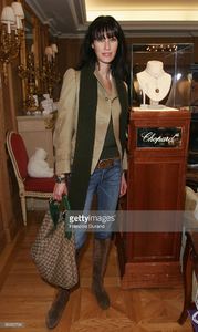 ex-miss-france-attends-the-espace-glamour-chic-gift-lounge-at-the-v-picture-id56932794.jpg
