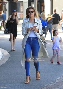 fashion-model-kara-del-toro-is-seen-on-march-27-2017-in-los-angeles-picture-id659196542.jpg