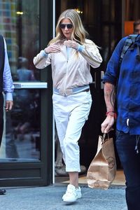 gwyneth-paltrow-out-in-new-york-06-15-2017-1.jpg