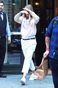 gwyneth-paltrow-out-in-new-york-06-15-2017-3.jpg