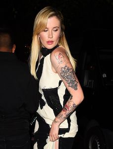 ireland-baldwin-women-in-film-max-mara-face-of-the-future-awards-in-la-06-12-2017-11.jpg