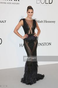 iris-mittenaere-arrives-at-the-amfar-gala-cannes-2017-at-hotel-du-on-picture-id688913890.jpg