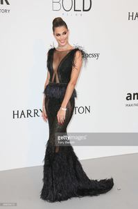 iris-mittenaere-arrives-at-the-amfar-gala-cannes-2017-at-hotel-du-on-picture-id688954012.jpg