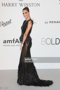 iris-mittenaere-arrives-at-the-amfar-gala-cannes-2017-at-hotel-du-on-picture-id688954034.jpg