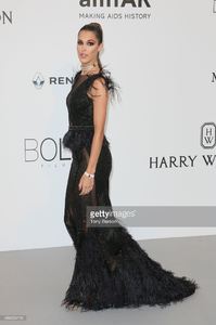 iris-mittenaere-arrives-at-the-amfar-gala-cannes-2017-at-hotel-du-on-picture-id688954116.jpg