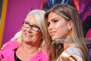 kara-del-toro-and-mom-arrive-at-the-premiere-of-amcs-preacher-season-picture-id698999038.jpg