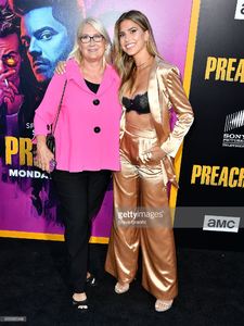 kara-del-toro-and-mom-arrives-at-the-premiere-of-amcs-preacher-season-picture-id699385948.jpg