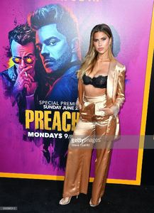 kara-del-toro-arrives-at-the-premiere-of-amcs-preacher-season-2-at-picture-id699385912.jpg