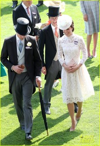 kate-middleton-prince-william-ascot-day-28.jpg