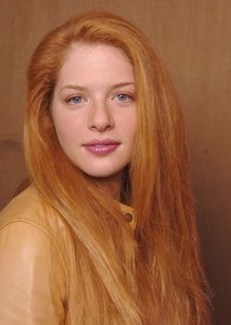 kinopoisk.ru-Rachelle-Lefevre-968288.jpg