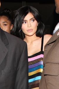 kylie-jenner-night-out-fashion-leaving-craig-s-restaurant-in-west-hollywood-06-25-2017-12.jpg