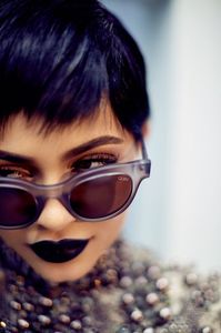 kylie-jenner-photoshoot-launches-sunglasses-range-with-eyewear-company-quay-australia-06-28-2017-7.jpg