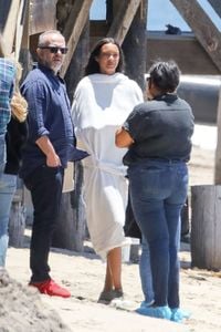 lais-ribeiro-on-the-set-of-a-photoshoot-in-malibu-06-12-2017_4.jpg