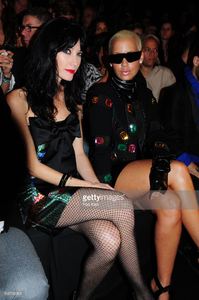mareva-galanter-and-amber-rose-attend-the-jeancharles-de-castelbajac-picture-id105769363.jpg