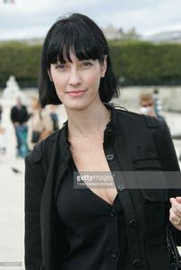 mareva-galanter-during-paris-fashion-week-springsummer-2007-celine-picture-id183522337.jpg