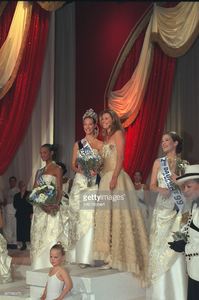 mareva-galantier-miss-france-1999-with-her-two-runners-up-and-miss-picture-id667980470.jpg