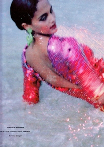 marie_claire_italia_dec_1990_12.thumb.jpg.287ab54c7f6f40207ada3fec5777bf9a.jpg