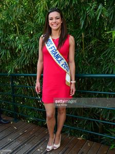 marine-lorphelin-06062013-roland-garros-2013-photo-dave-winter-icon-picture-id644707098.jpg