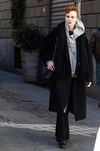 milan_fw2017_voguefr_day4__20170225_4066_jpg_3701_north_660x_white.jpg