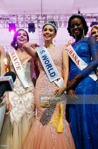 miss-philippines-megan-young-poses-with-runnerup-miss-france-marine-picture-id182118037.jpg