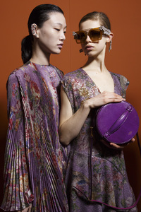 mulberry-bks-z-rs17-1744.thumb.jpg.0b8f43e37e7fb6ce379d2a96687e8011.jpg