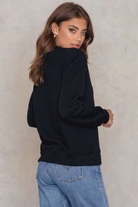 nakd_linn_ahlborg_sweatshirt_1453-000008-0002-29.jpg