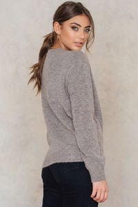 nakd_overlap_knitted_sweater_1100-000113-0008-3833.jpg