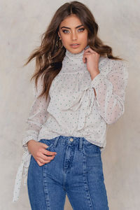 nakd_sheer_knot_blouse_1014-000102-0259-23.jpg